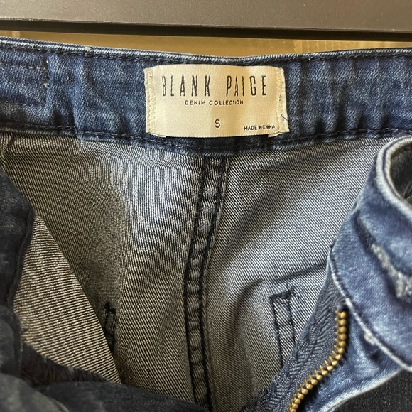 Blank Paige Flared Jeans - Picture 2 of 4